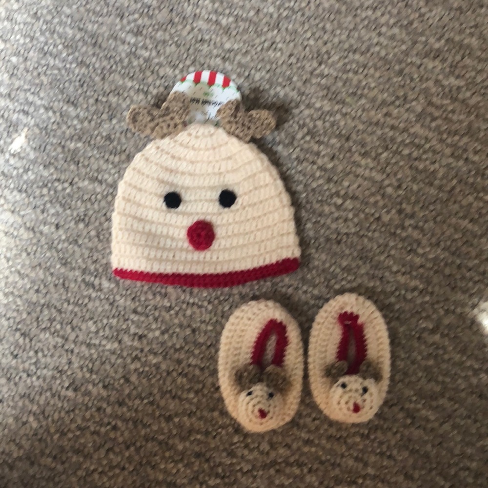 Crochet Hat & bootie
